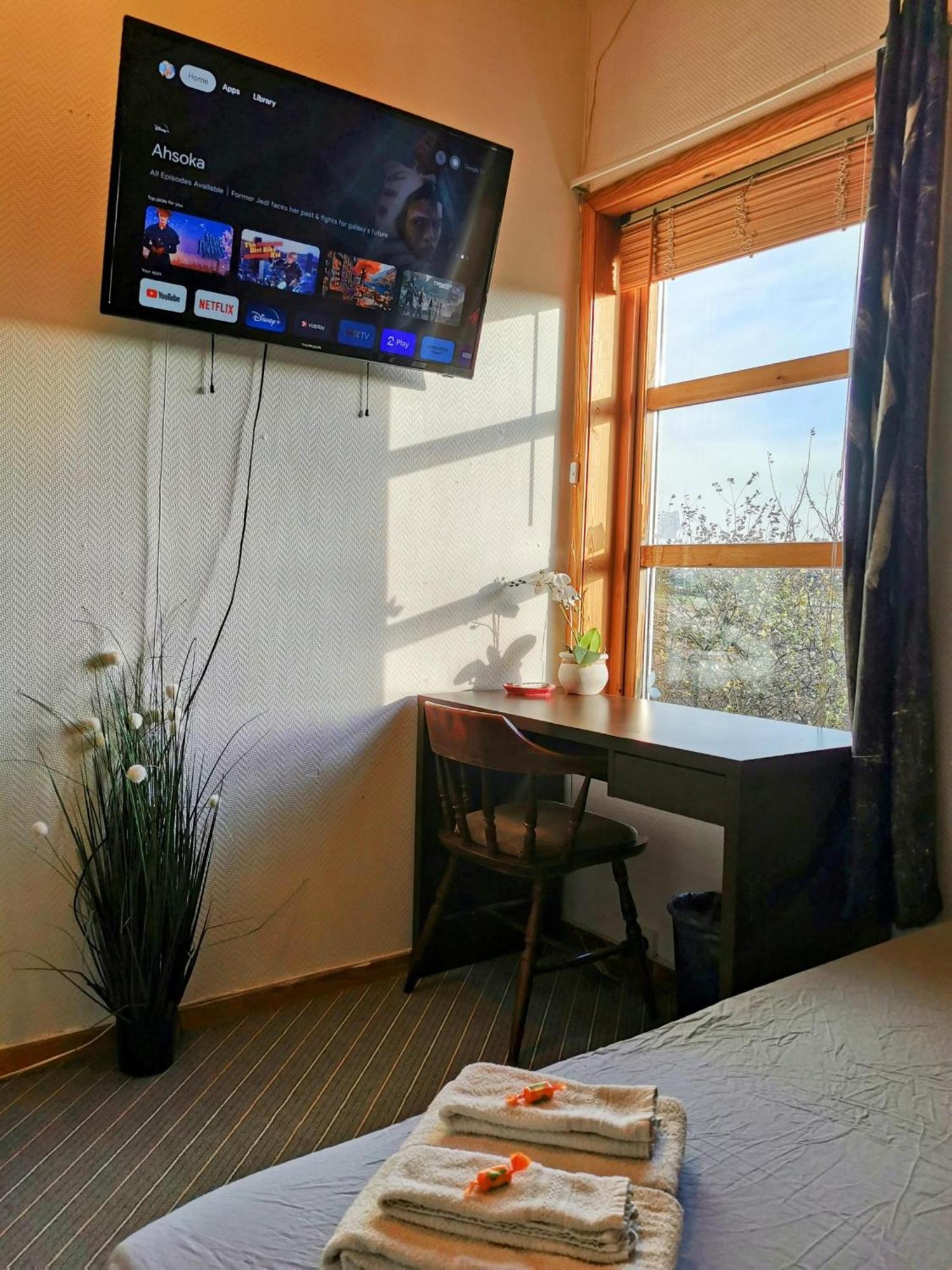 סאנדפיורד Mikael'S Bed & Spa Apartment מראה חיצוני תמונה